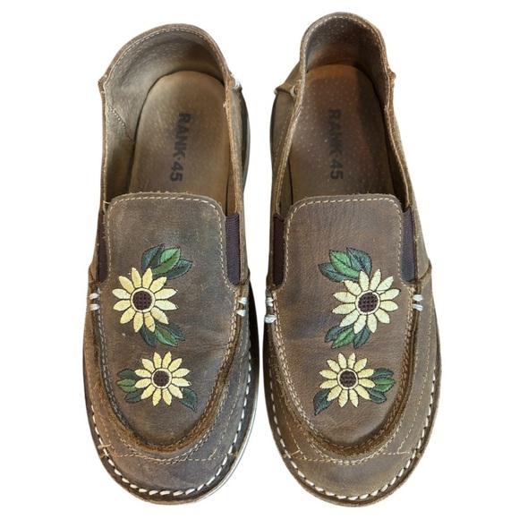 Rank 45 Sunflower Embroidered Tan Nubuck
Leather Moc Toe Slip-on Loafers Sz 6.5 - Picture 4 of 9